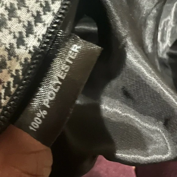 Beautiful dress pictures don’t do enough justice for this beauty - Picture 8 of 8